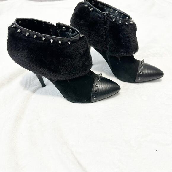 ABS Allen Schwartz Black Studded Ankle Boots fur heeled booties spiked size 8 - Picture 6 of 11